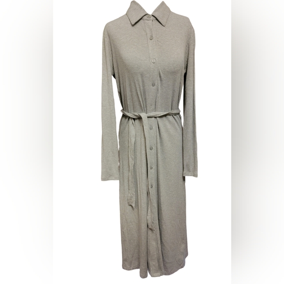 Joe Fresh Dresses & Skirts - 5/$25...Size small Joe Fresh Robe-like dress